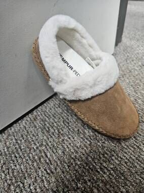 NEW TEMPUR-PEDIC women's acelyn suede slippers in hashbrown